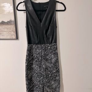 • NWOT Banana Republic Midi Dress •